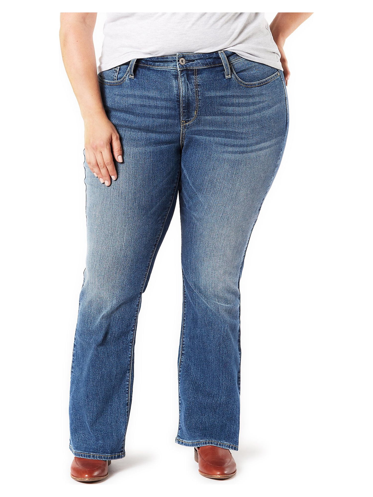 Levi Strauss Signature Women's and Women's Plus Modern Bootcut Jeans