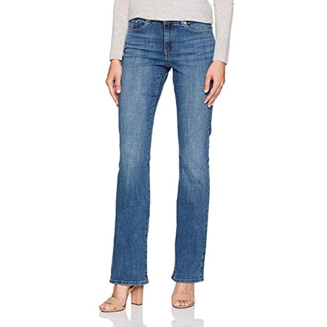 Levi's Women's Classic Bootcut Jeans In Short Length