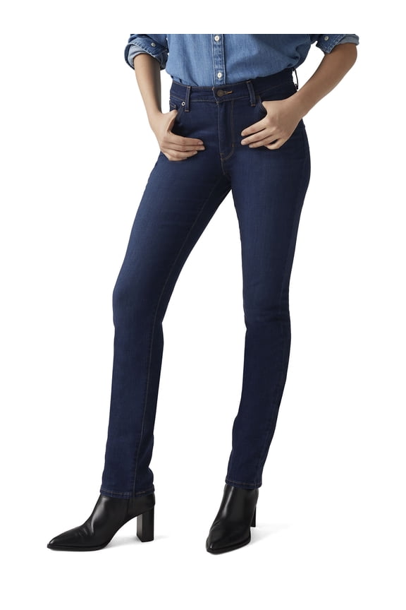 Levi’s Women's Classic Straight Fit Jeans