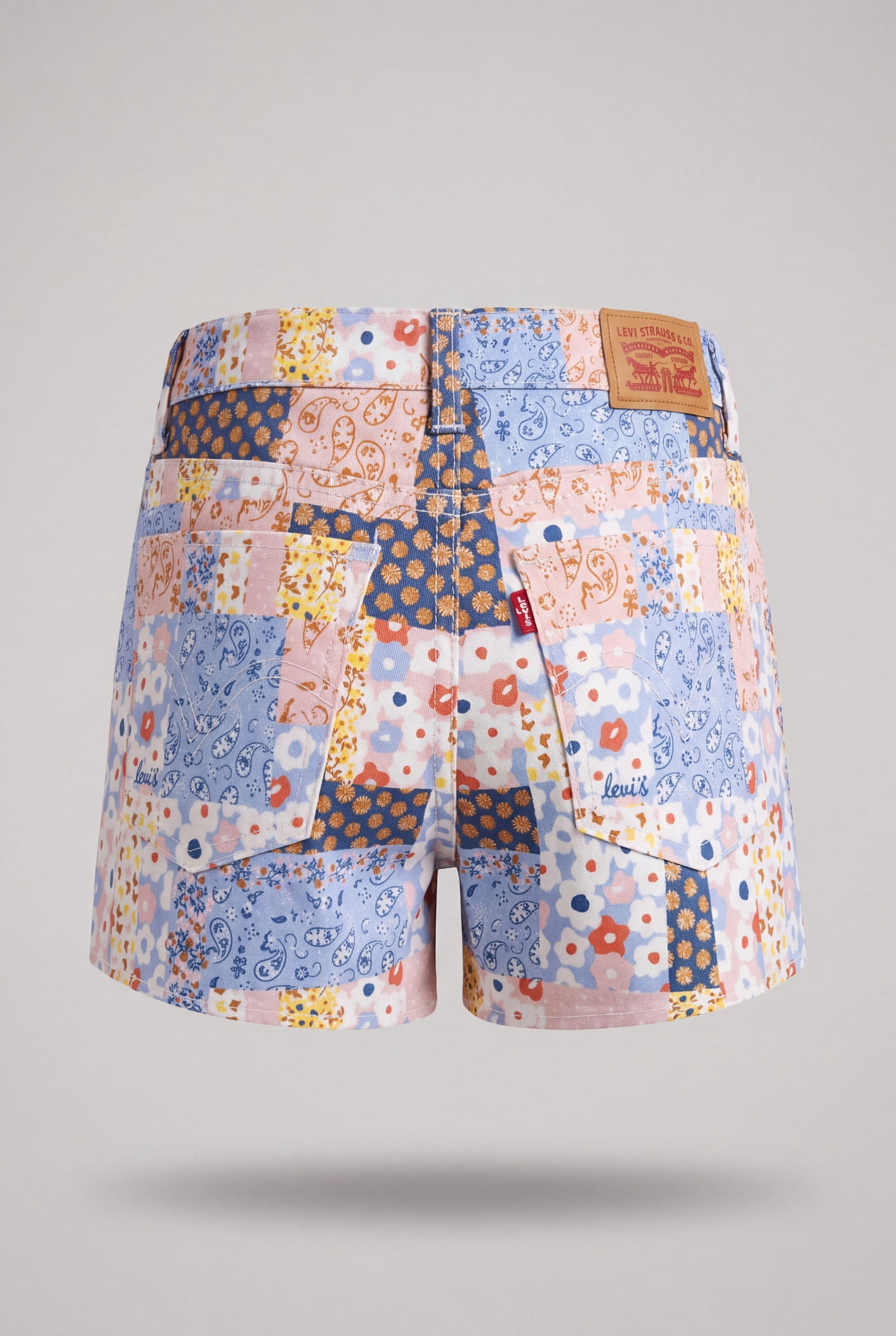 Levi's Women's Patchwork Girlfriend Shorts - Walmart.com