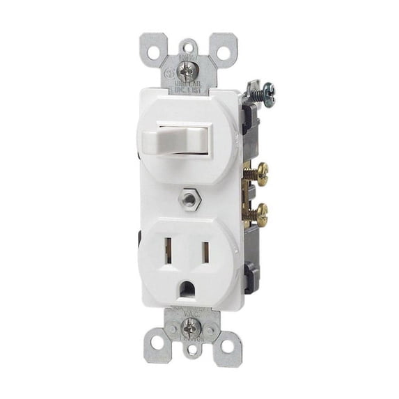Leviton 15 amps Combination Switch White 1 pk