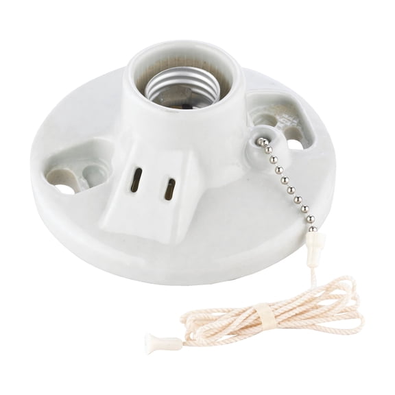 Leviton White Porcelain Incandescent Lampholder with Grounded Outlet