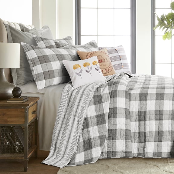 Levtex Home - Camden Bedspread Set - Queen Bedspread Two Standard Pillow Shams - Buffalo Check in Grey and Cream - Bedpsread Size (110 x 118 in.) and Pillow Sham Size (26 x 20 in.)