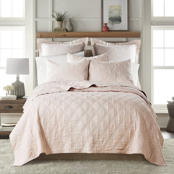 Levtex Home - 100% French Flax Linen Front/100% Cotton Back - Full/Queen Quilt - French Flax Washed Linen - Blush - Quilt Size (88 x 92in.)