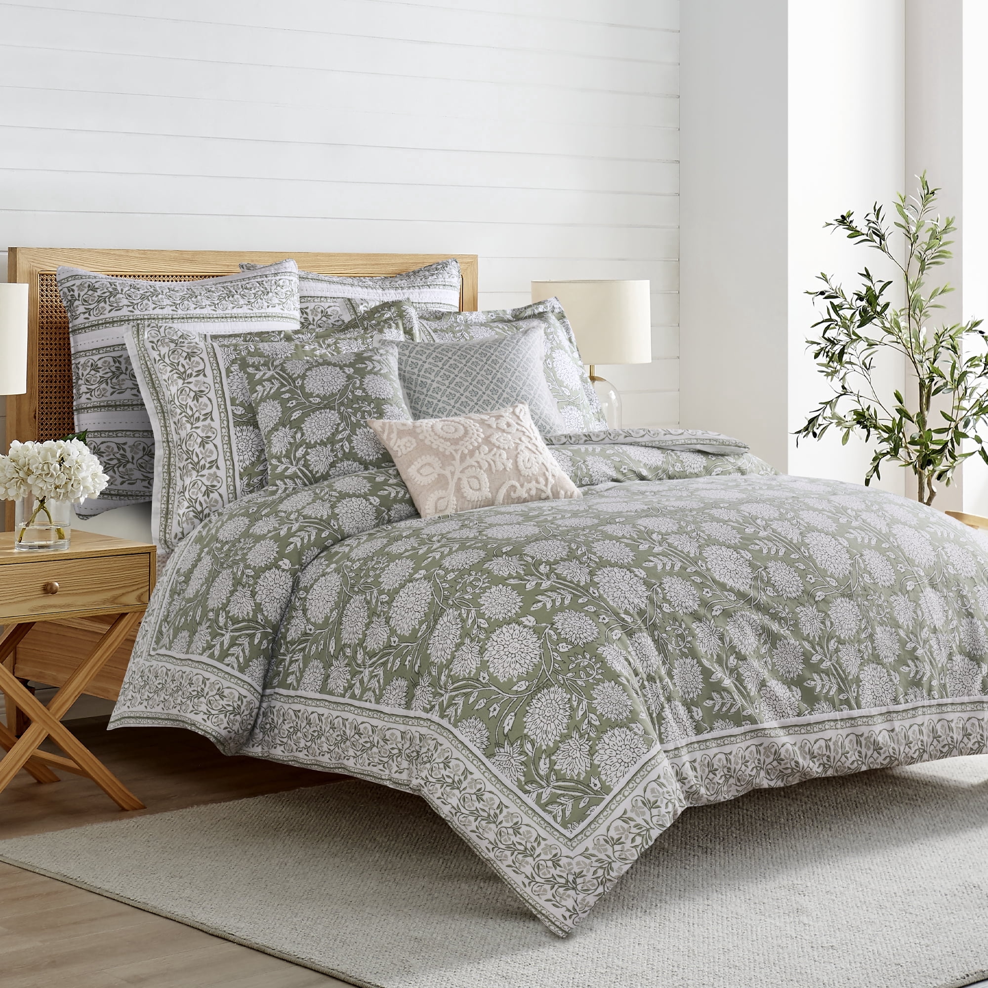 Levtex Home Adare Sage Reversible Queen Duvet Cover Set (90x94in) with 2 Pillow Shams (26x20in) - Floral Bedding - Sage and White - 100% Cotton Queen Size Duvet Cover Set - Soft, Pre-Washed