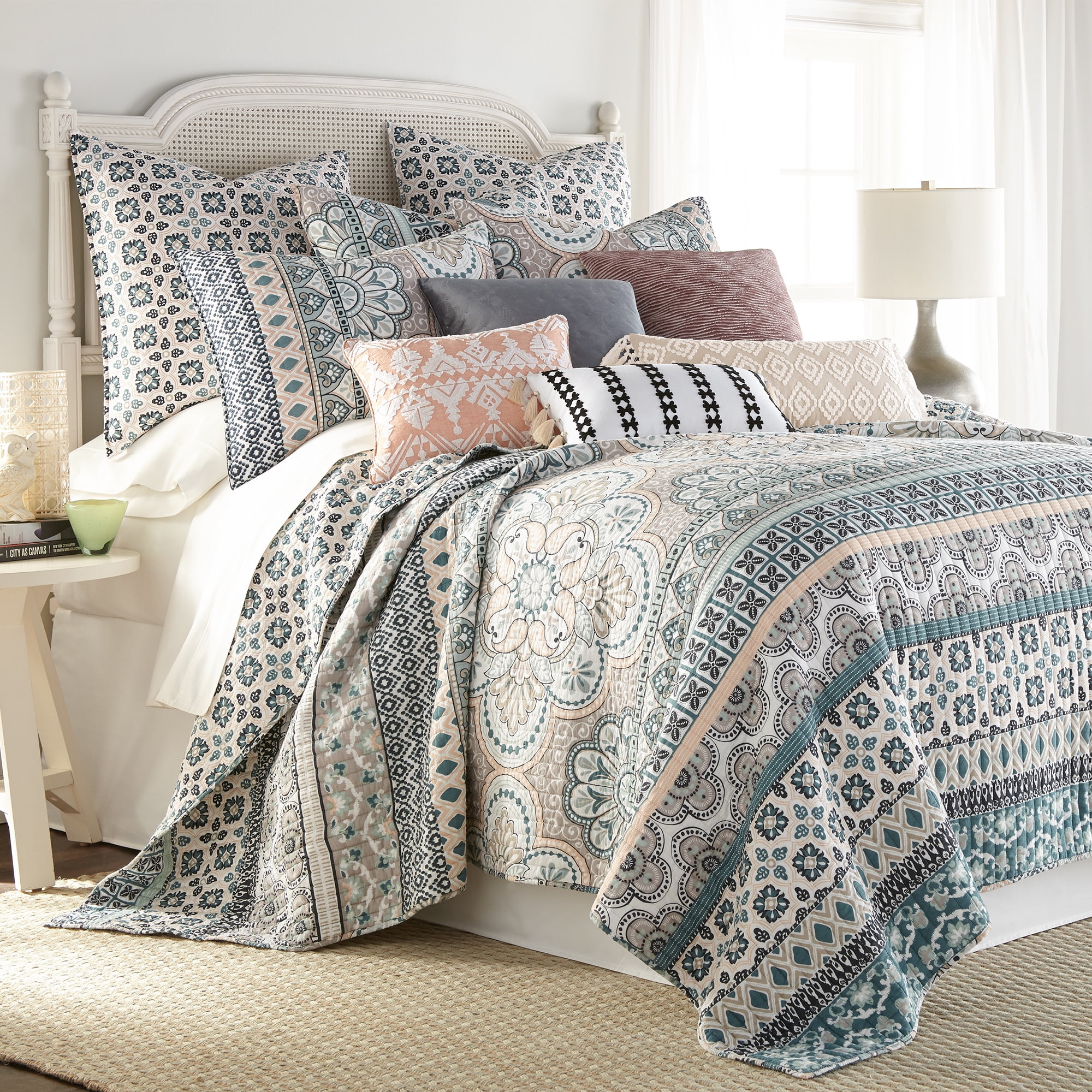 Addie Blue and Pink Cotton Reversible Full Quilt Set