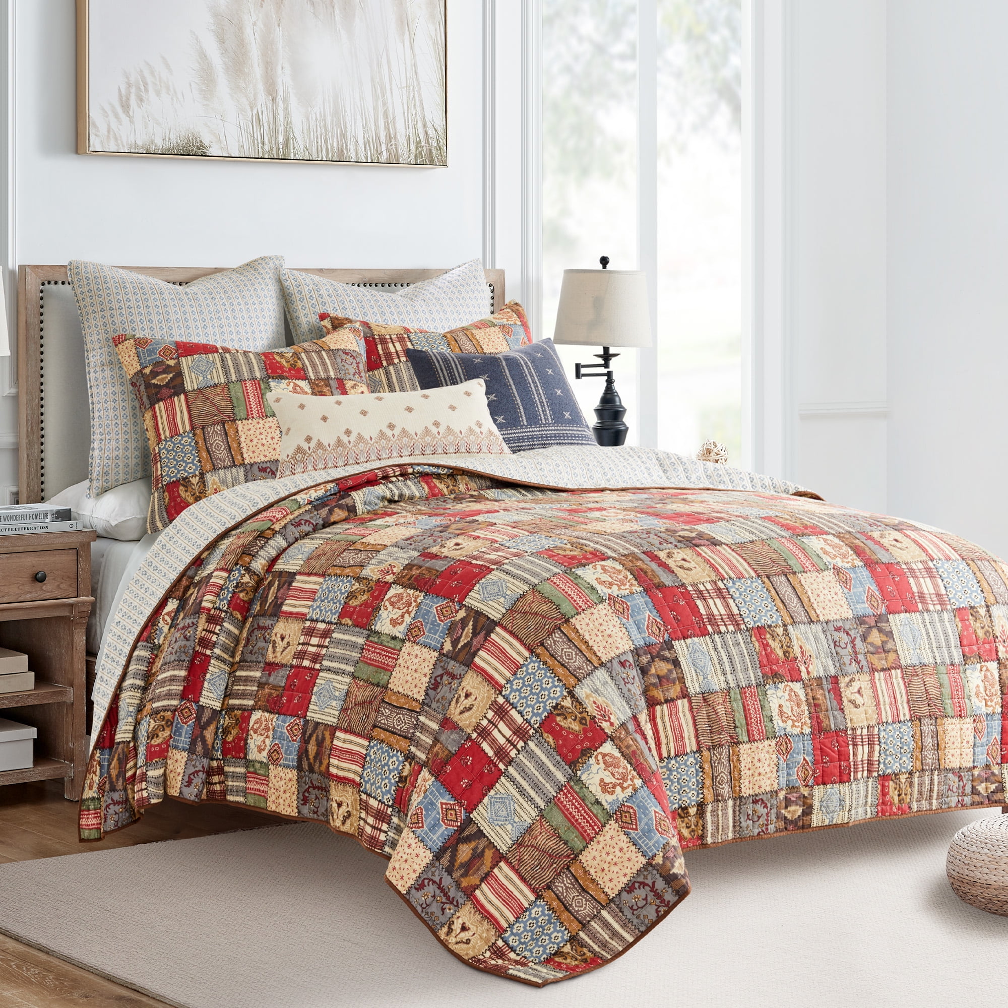 Ansara Full/Queen Blue and Red Cotton Reversible Quilt Set