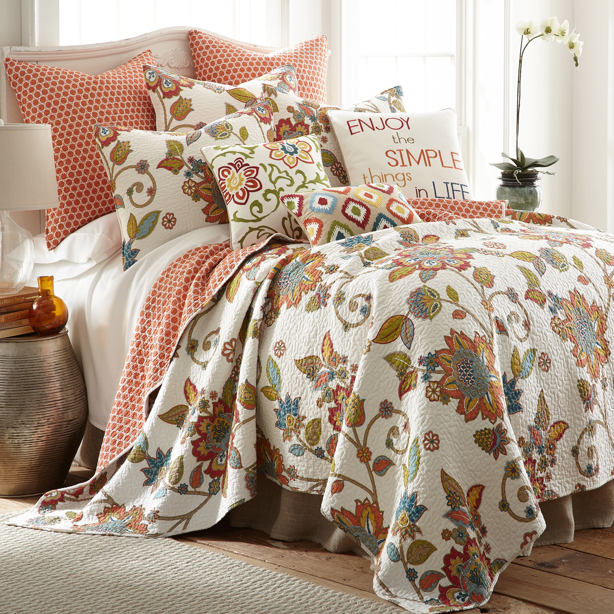 Clementine White Cotton Twin Reversible Quilt Set