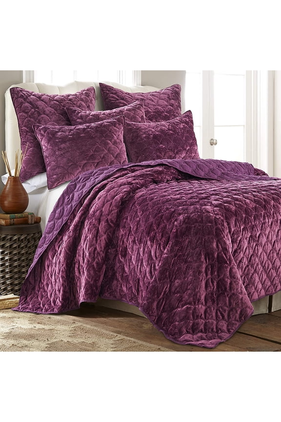 - Ellora King/Cal King Quilt - Plum - Crushed Velvet - Scallop Quilting - Quilt (106 x 92 in.) - Polyester Velvet