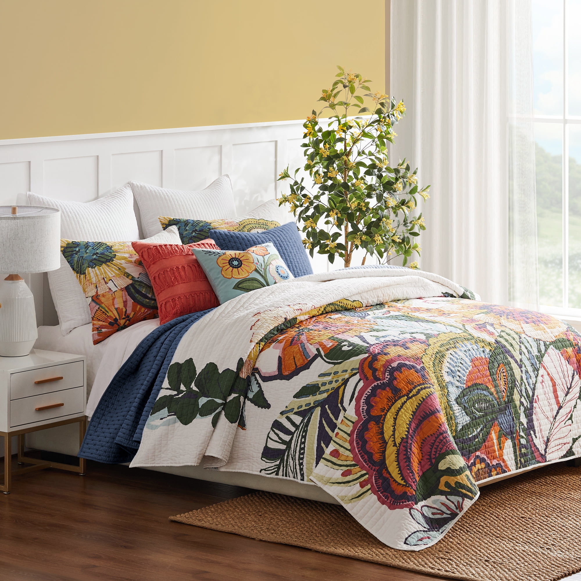 Levtex Home - Grandiflora Garden Quilt Set - Full/Queen Quilt (88x92in.) and Two Standard Shams (20x26in.) - Floral - Orange, Red, Blue, Green and Yellow - Reversible - Cotton/Polyester