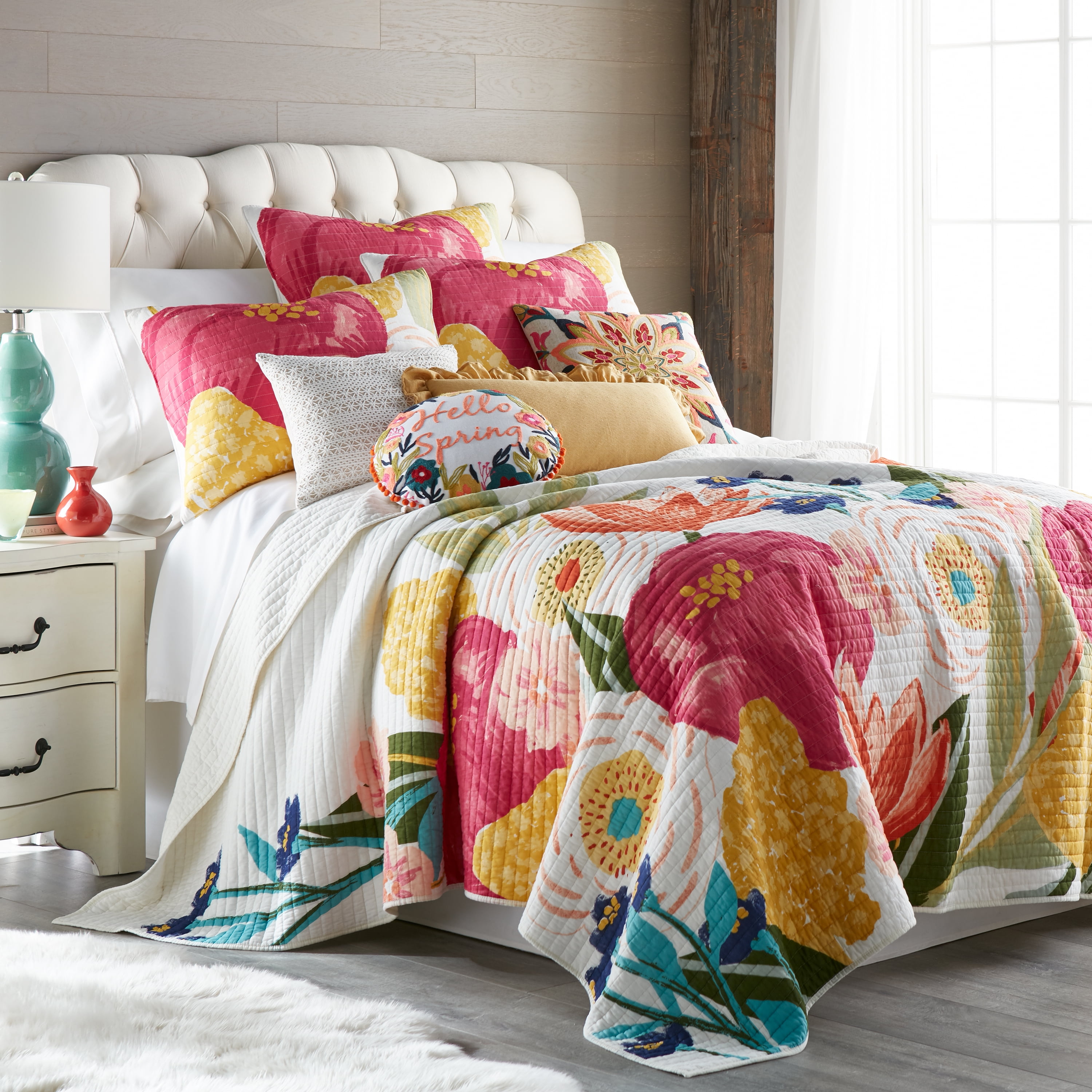 Levtex Home - Grandiflora Quilt Set - Full/Queen Quilt + Two Standard Pillow Shams - Multicolor Bold Contemporary Floral - Quilt Size (88x92in.) and Pillow Sham Size (26x20in.) - Cotton