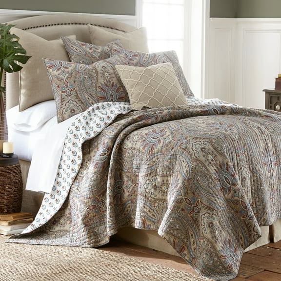 Levtex Home - Kasey Quilt Set - Full/Queen Quilt (88x92in.) + Two Standard Pillow Shams (20x26in.) - Paisley - Red, Blue, Beige, Yellow, Black, and White - Reversible - Cotton Fabric