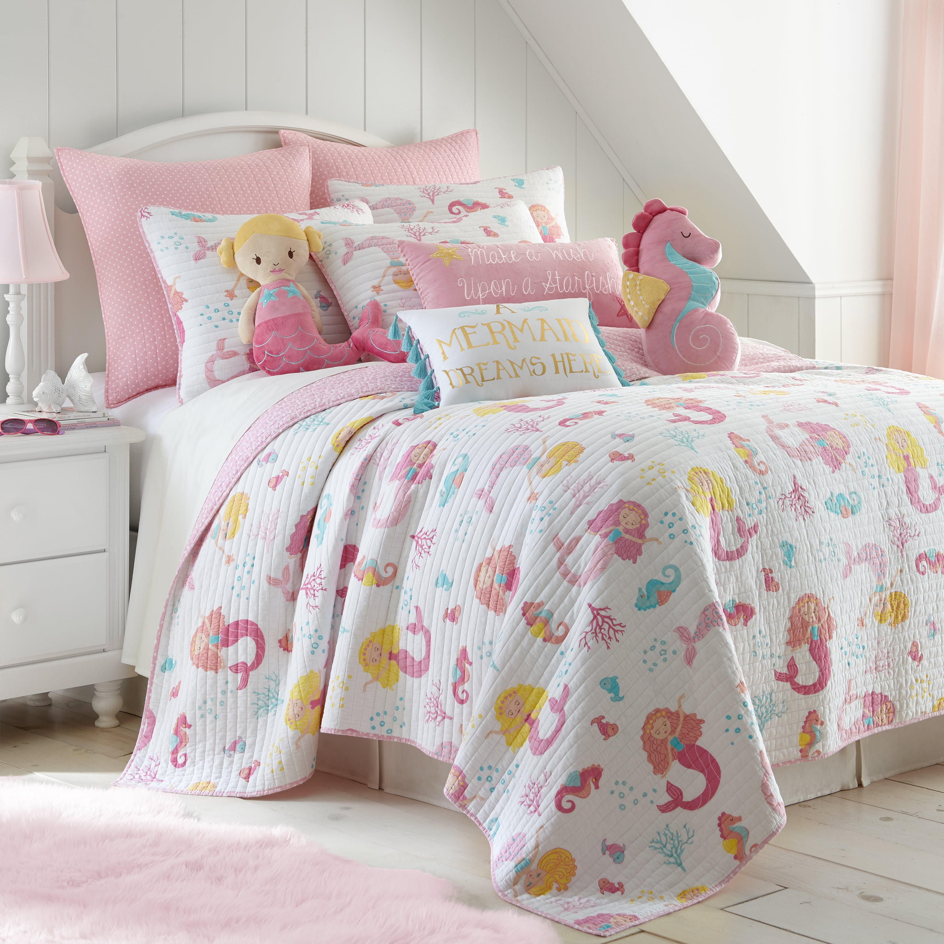 Pink Cotton Twin Reversible Quilt Set with Mermaid Design