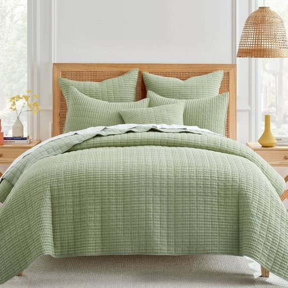 Levtex Home - Mills Waffle - Full/Queen Quilt Set - Desert Sage Cotton Waffle - Quilt Size (88 x 92in.) Sham Size (26 x 20in.)