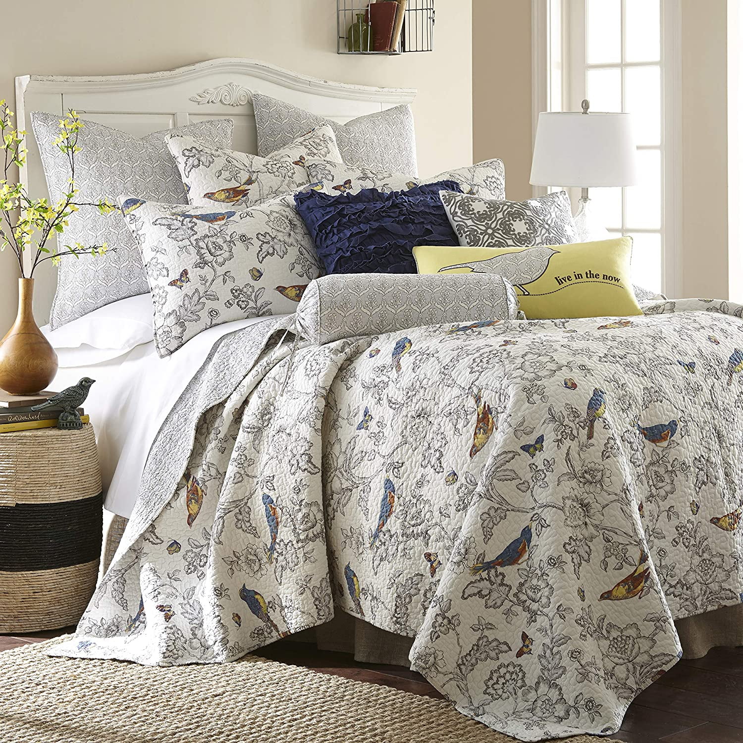 Full Gray Cotton Reversible Quilt Set with Floral Pattern