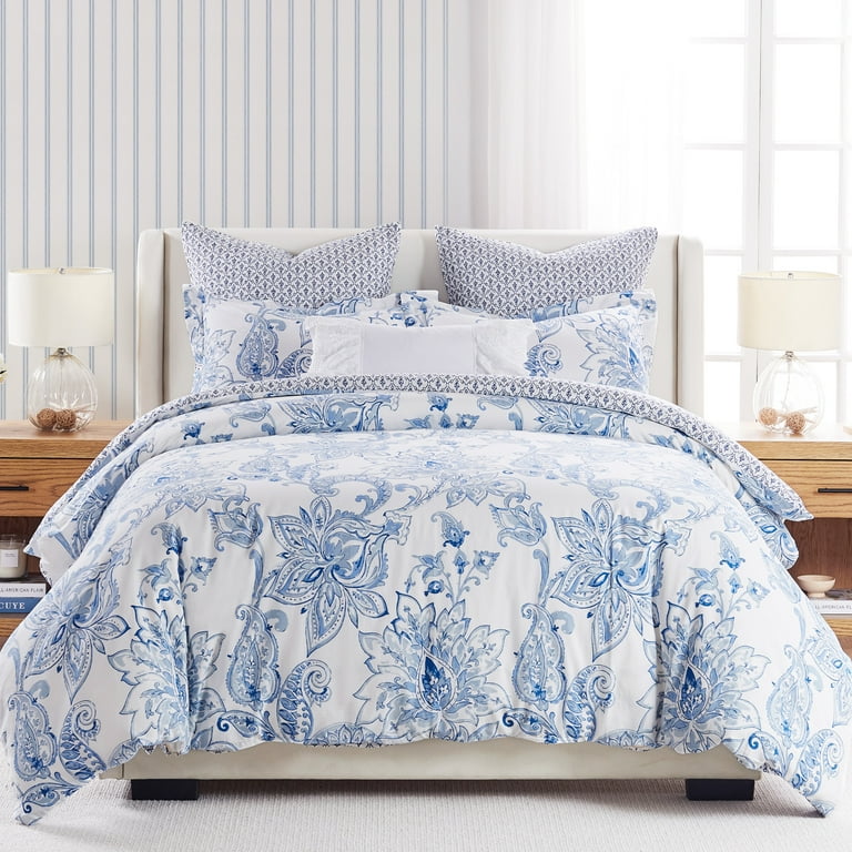 Blue and white comforter set queen discount