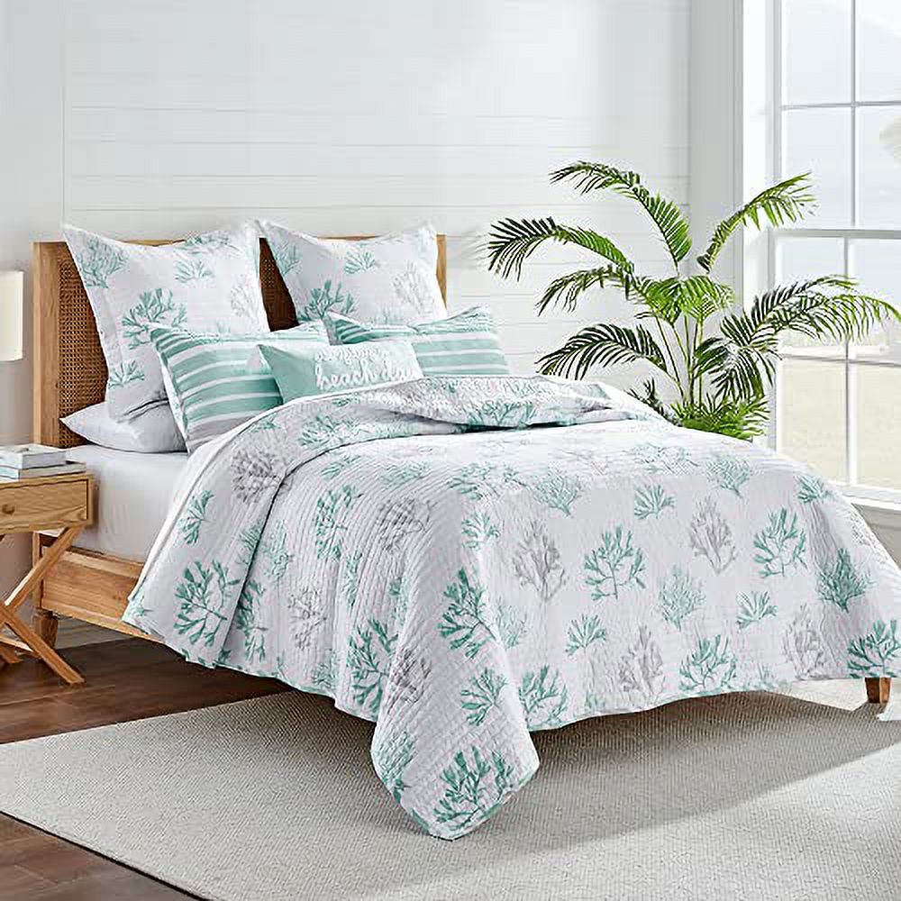 Levtex Home Truro Spa Quilt Set Full/Queen Quilt and Two Standard