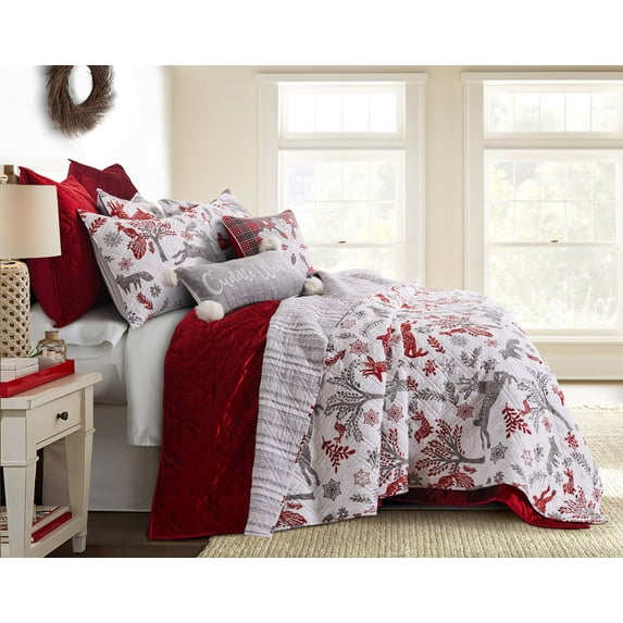 Levtex Home - Winterland Quilt Set - Full/Queen Quilt (88x92in.) + Two Standard Pillow Shams (26x20in.) - Woodland Christmas - Grey, Red and White - Reversible - Cotton