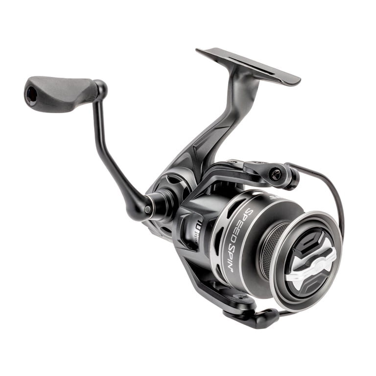 lew's reels vs shimano Lews CS100 Custom Speed Spin Spinning Reel tough C60 carbon Skeletal Speed Rotor features an aluminum bail and a braid Lew's Custom Baitcast Reel -