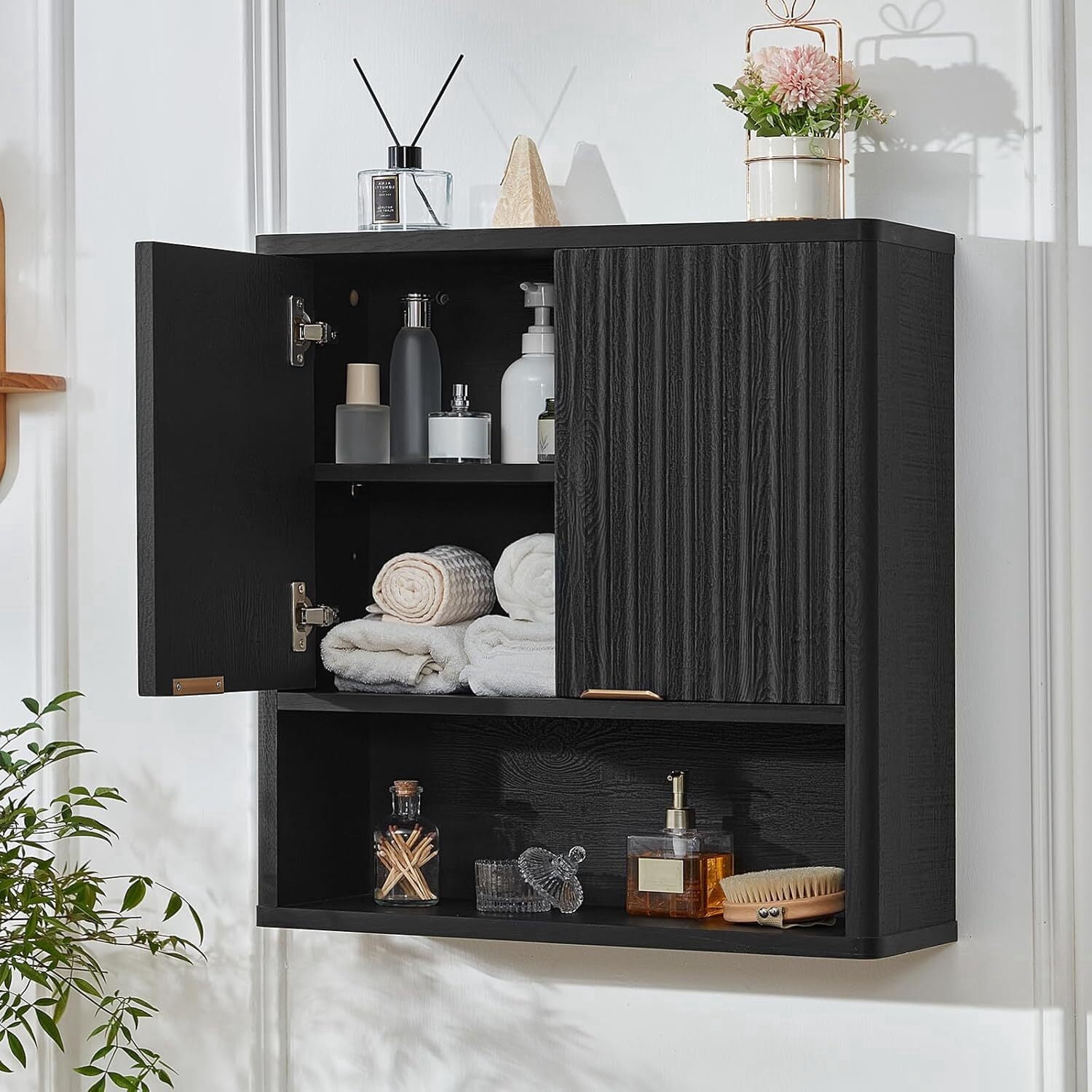 Leyaoyao Fluted Medicine Cabinet Storage Organizer Wall Mount with 2 Doors and Adjustable Shelves, Black