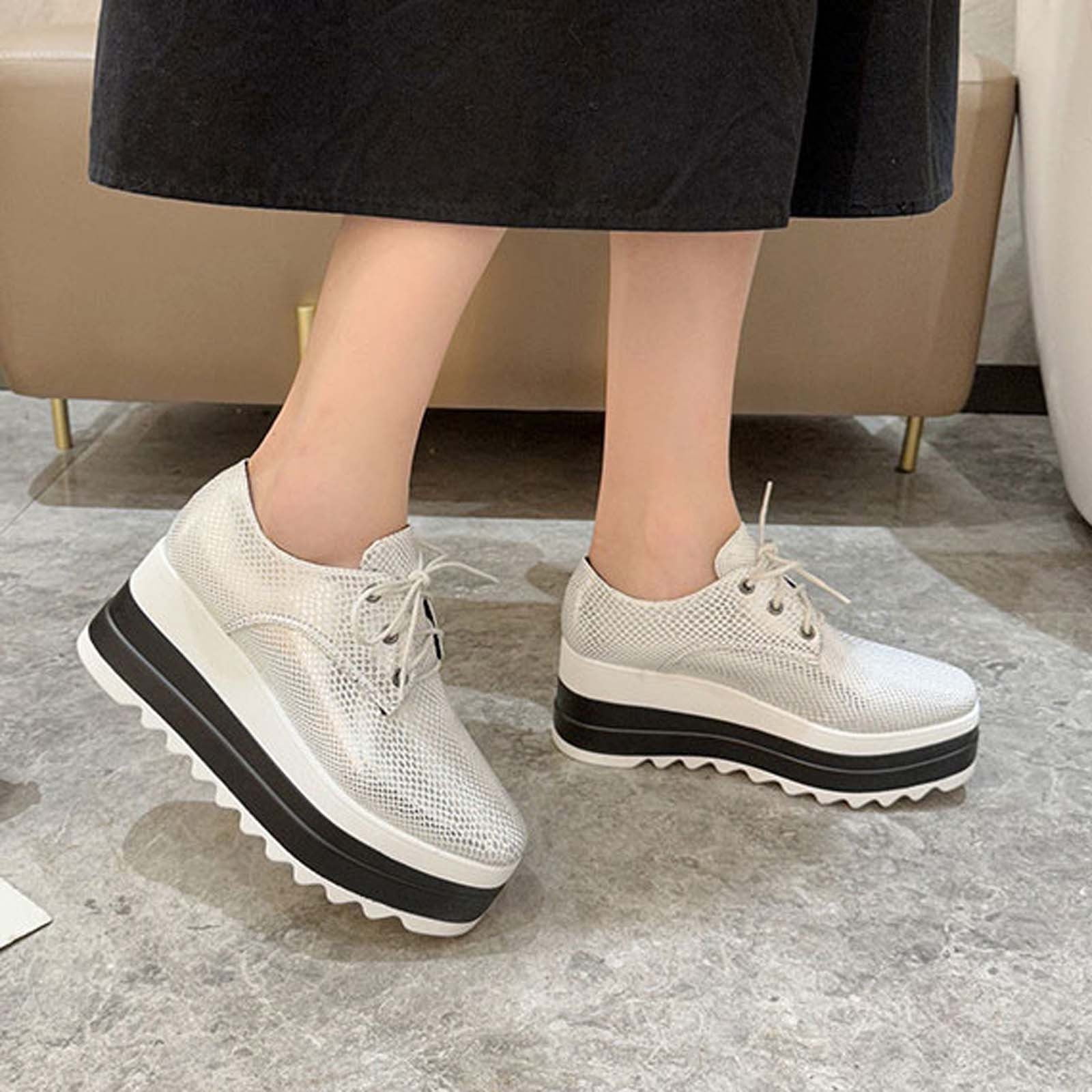 Women's 220 shop casual sneakers
