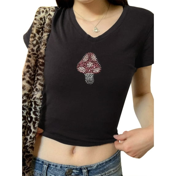 Liacowi Women Cute Graphic Print Crop Tees Kawaii Crew Neck Short Sleeve T-Shirts E-Girls Teen Summer Clothes Streetwear