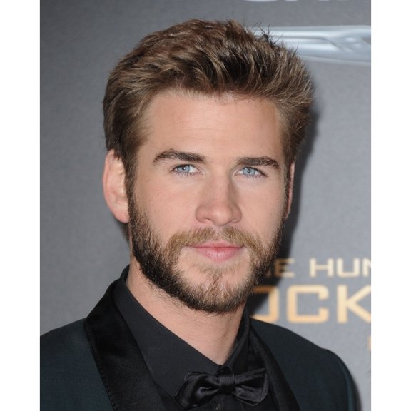 Liam Hemsworth At Arrivals For The Hunger Games: Mockingjay _ Part 2 - Arrivals Photo Print