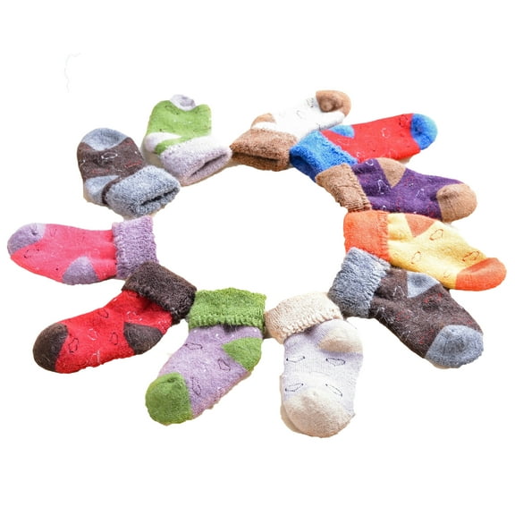 Lian LifeStyle Children 3 Pairs Cool & Fun Viscose Kids Socks. Soft, Warm & Breathable w/ Anti Slip Great for All Sports Hearts Boy 0Y-1Y Random Color