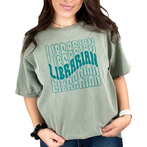 Librarian, Library Themed, Groovy Retro Wavy Text, Moss Comfort Colors T-Shirt, 3XL