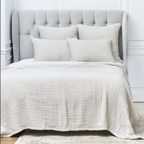 Lida Natural Queen Quilt