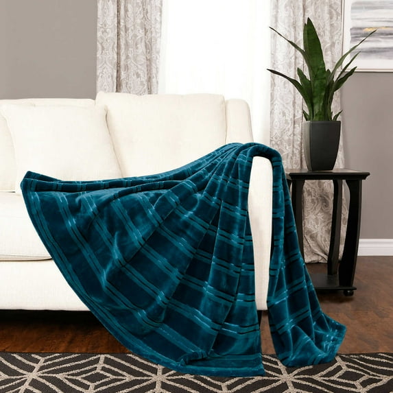 Life Comfort, 60"x70" Etched Stripe Luxe Velvet Throw -Green