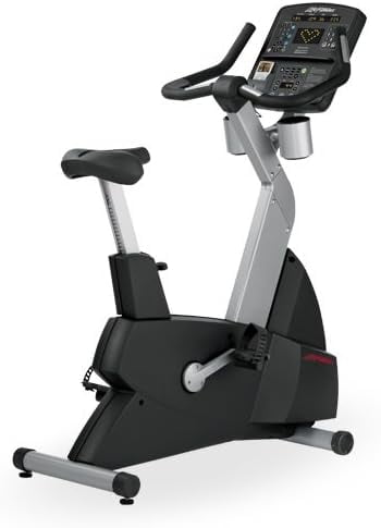 Pre-Owned Life Fitness Integrity Series CLSC Upright Exercise Bike