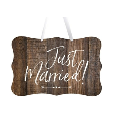 LifeSong Milestones Wedding Wall Hanging Signs For Ceremony And Reception For Couples - Just Married (Heart)