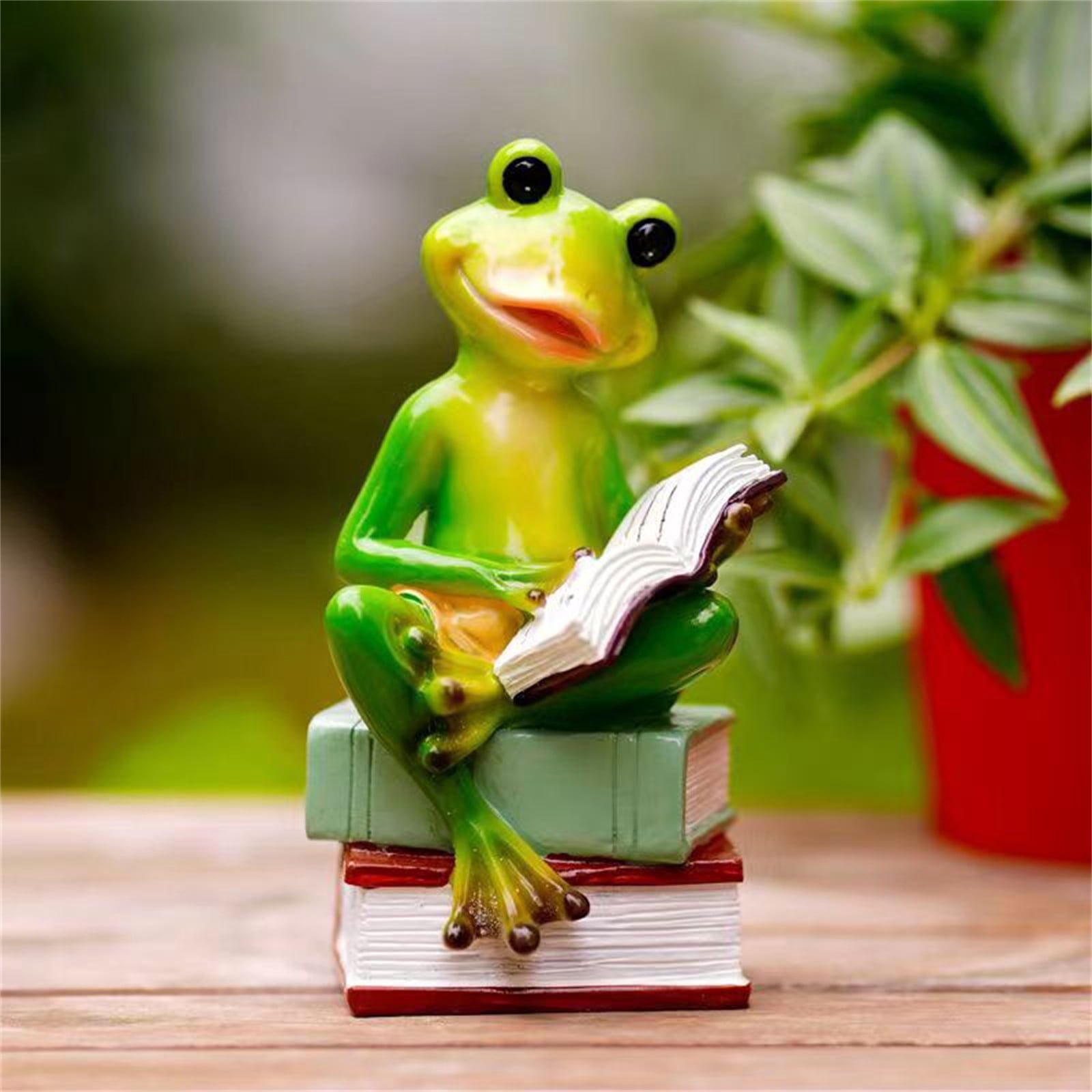 Lifelike Frog Garden Statue,Funny Reading Frog on Book Figurines Statue,Outdoor Decorative Animals Figurine for Home Garden Yard Patio Lawn,Realistic Frogs Sculpture Art
