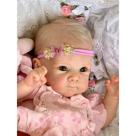 Lifelike Reborn Baby Dolls 18 inch Realistic-Newborn Baby Doll Brown Hair Handmade Cloth Body Real Life Toddler Dolls with Clothes and Toy Accessories Gift for Kids Age 3+