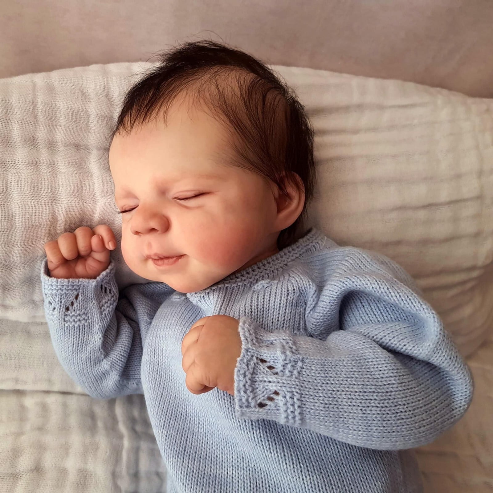 Lifelike Reborn Baby Dolls -18 inch Realistic Newborn Baby Dolls, Cloth Body Real Life Sleeping Baby Dolls with Accessories Birthday Gift for Kids Age 3 +