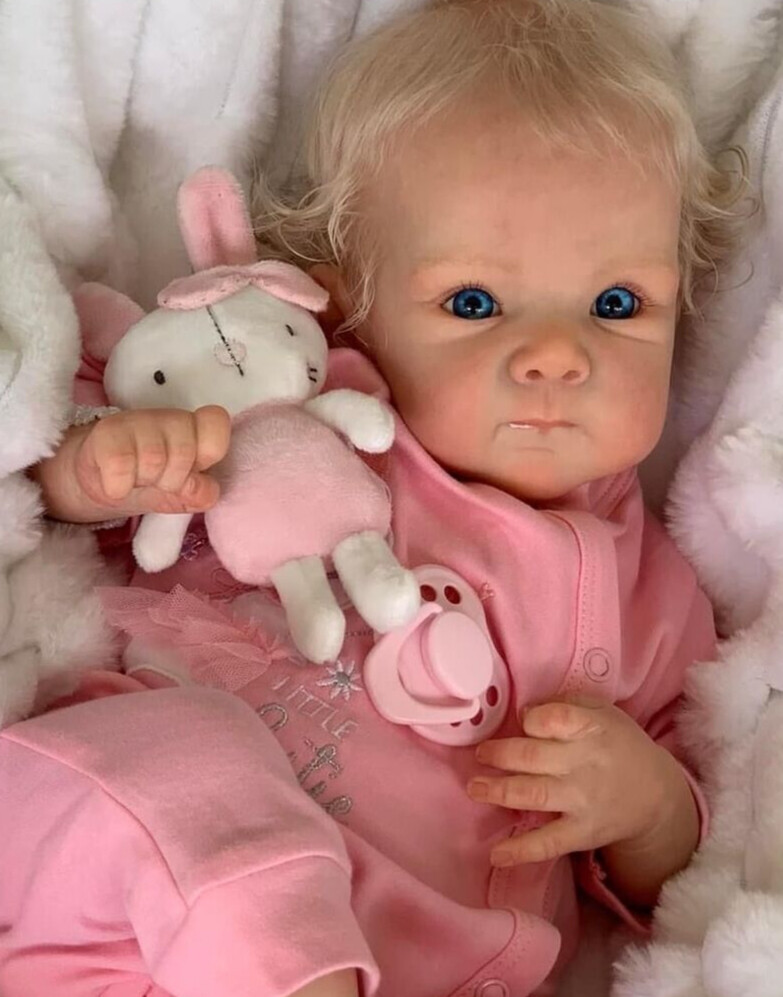 Lifelike Reborn Baby Dolls - 18 inch Realistic Newborn Cloth Body Baby Doll Real Life Baby Dolls with Gift Box for Kids Age 3+