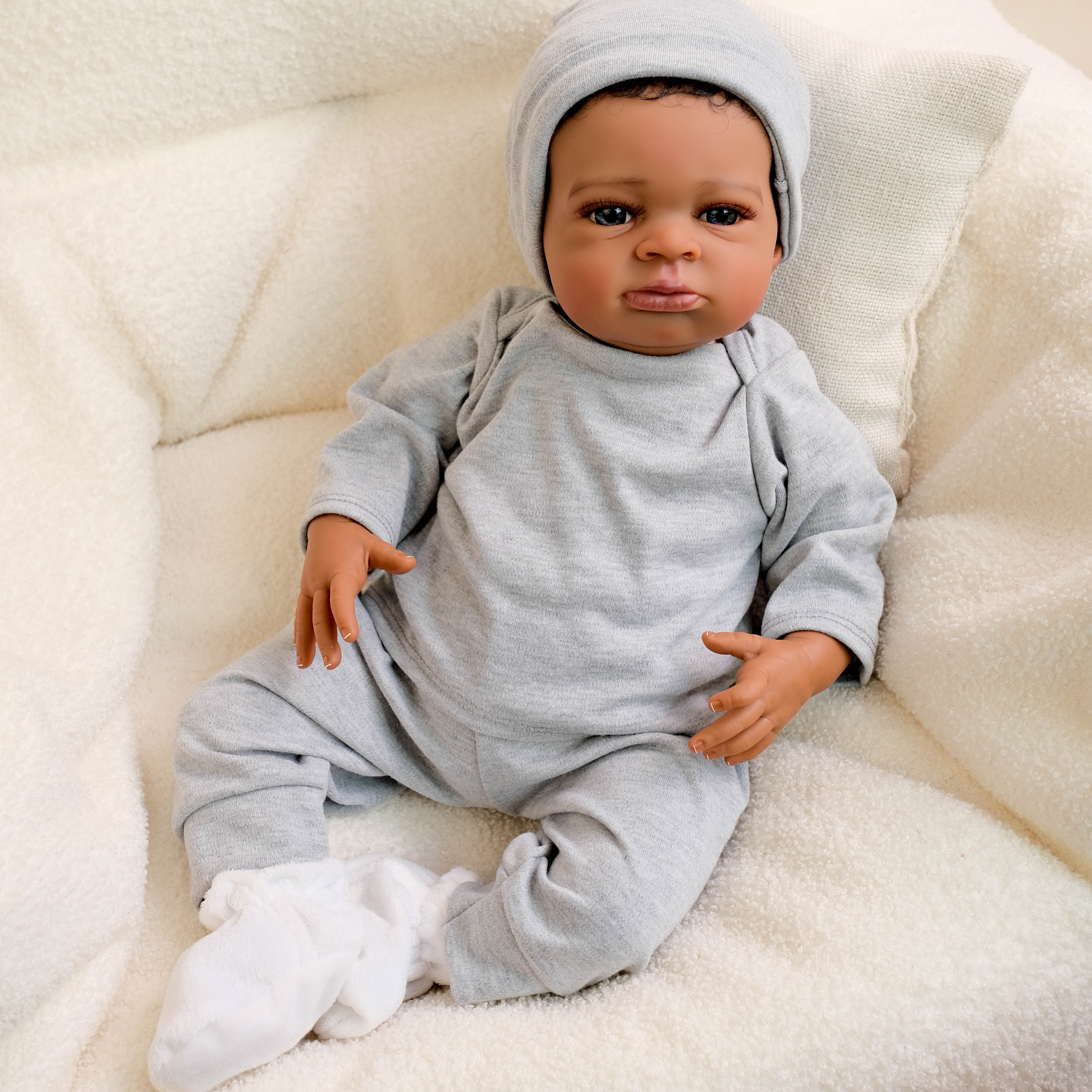 Lifelike Reborn Baby Dolls 20 inch Realistic African American Newborn Cloth Body & Vinyl Limbs with Doll Accessories and Feeding Toy for Kids 3+ Years