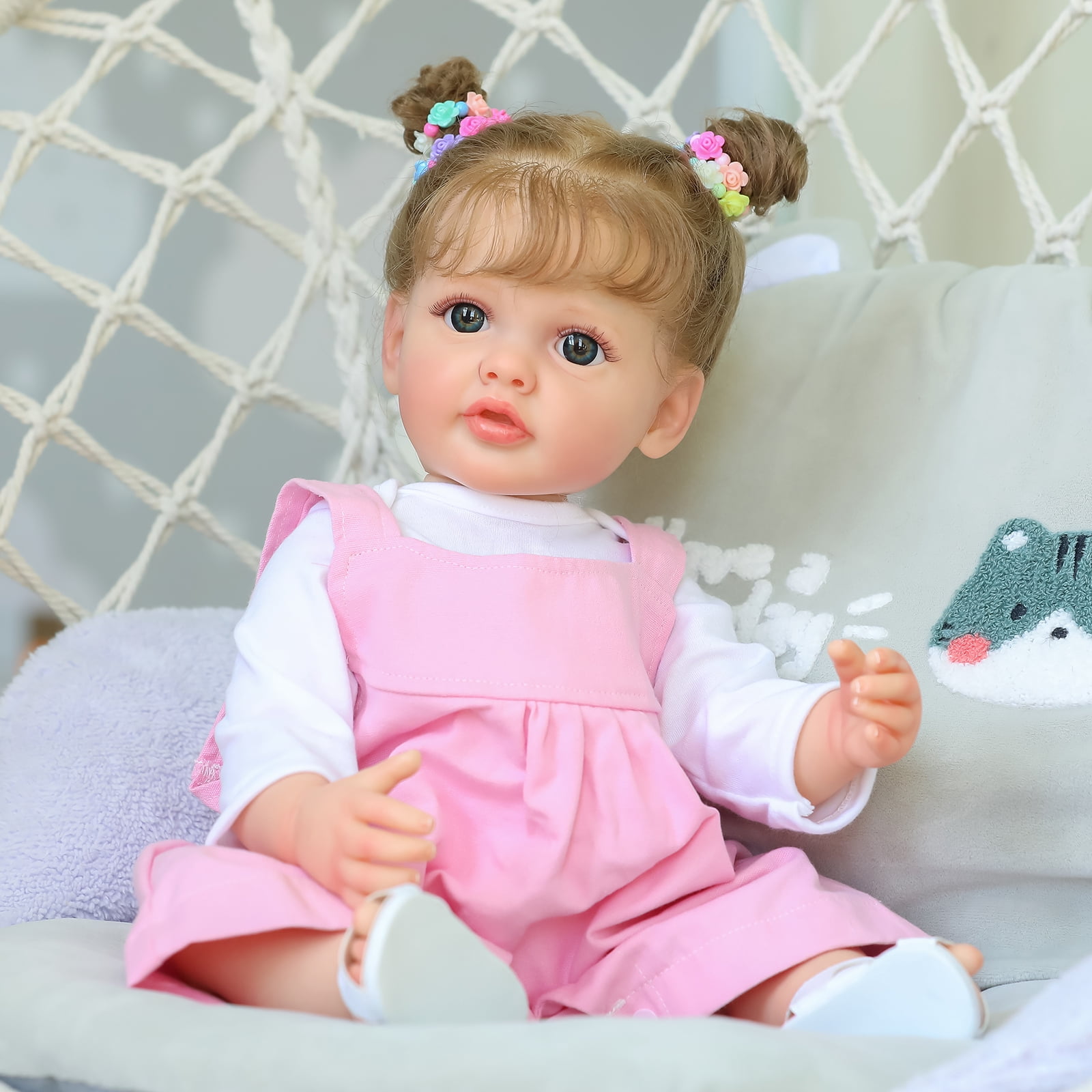 Lifelike Reborn Baby Dolls - 22 inch Realistic Newborn Baby Girl Doll Adorable Real Life Baby Dolls Girls Toddler with Gift Box for Kids Age 3+