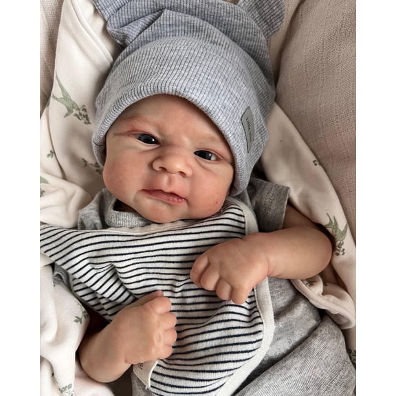Lifelike Reborn Baby Dolls Boy - 17" Baby Adorable Realistic-Newborn Cloth Body Real Life Baby Dolls with Toy Accessories for Kids Age 3+