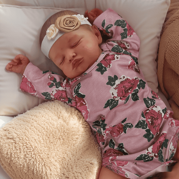 Lifelike Reborn Baby Dolls - Full Vinyl Body 18 Inch Realistic Girl Baby Doll With Clothes and Accessories For Kids Age 3+