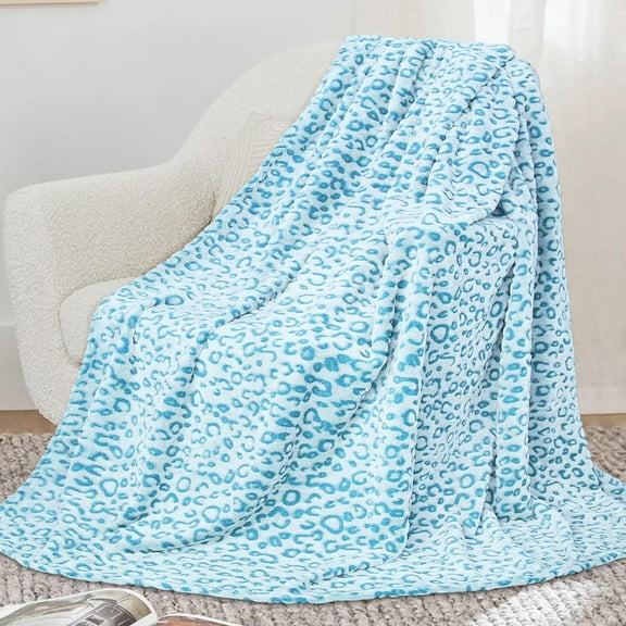 Light Blue Fleece Blanket Sea Sky Blue Gifts Decor Stuff Pale Turquoise Cyan Teal Blue Soft Blanket for Birthday Christmas Halloween Easter Valentines