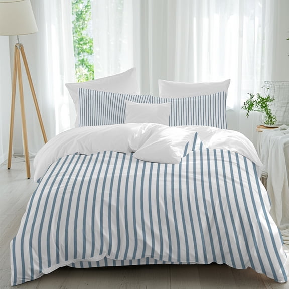 Light Blue White Pinstriped Queen Size Bed Set,Classic Geometric Striped Bedding for All Seasons,4 Pcs Bed Set,1 Quiltcover(90"x92"),1 Sheet(94"x116"),2 Pillowcases(30"x20")