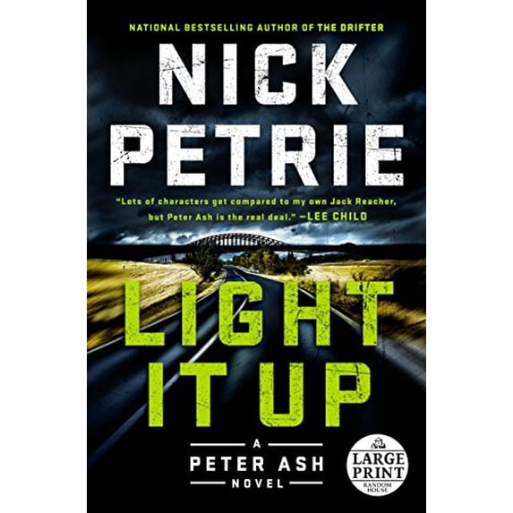 Pre-Owned Light It Up (Paperback) 0525523111 9780525523116