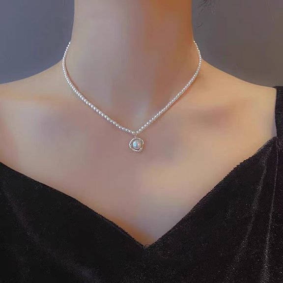 Light Luxury Minority Exquisite Sweater Chain