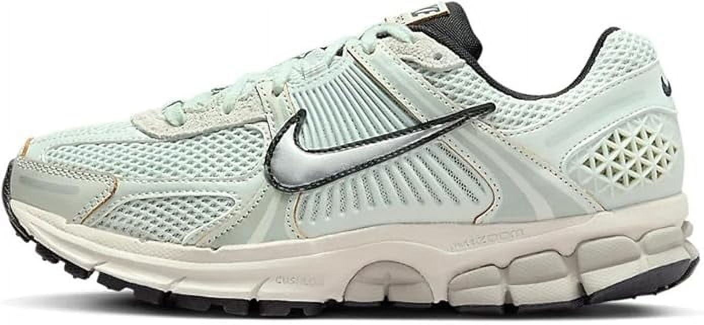 Women's Nike Zoom Vomero 5 Light Silver/Chrome-Light Bone (FN6742 001) - 11.5