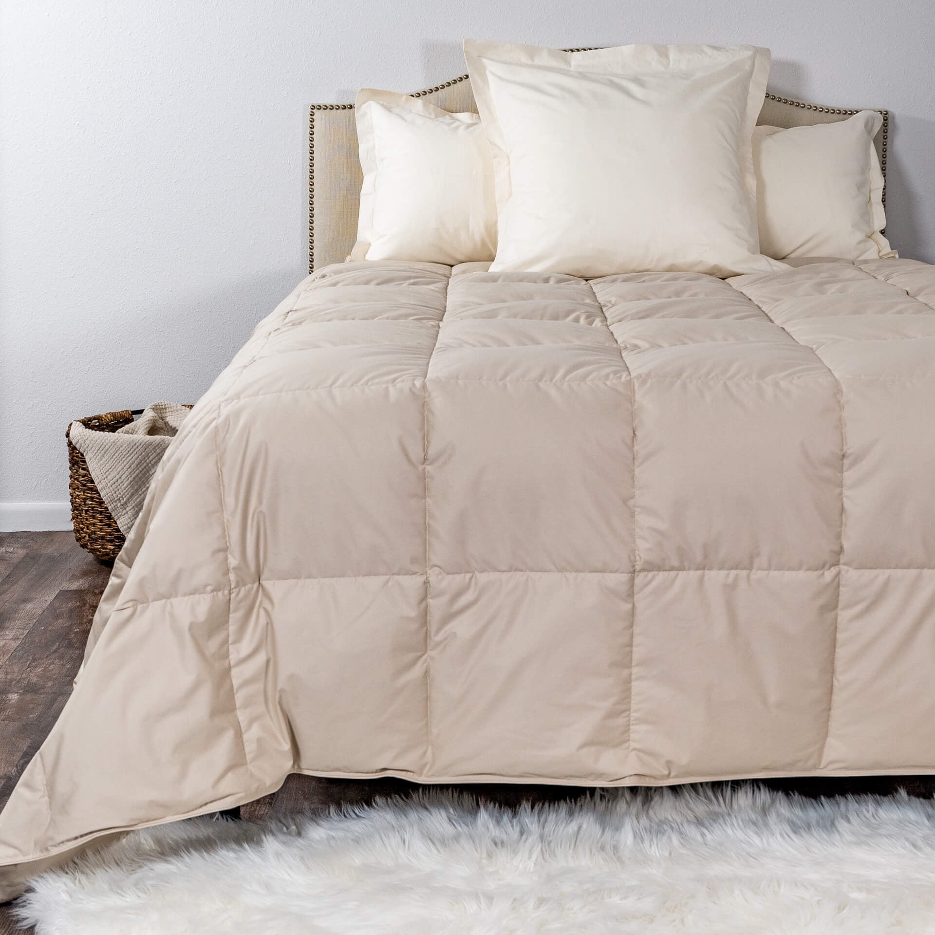 Linen Light Warmth Queen Down Comforter