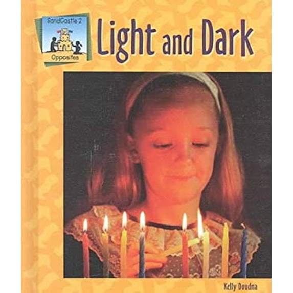 Pre-Owned Light and Dark (Library Binding) 9781577651451