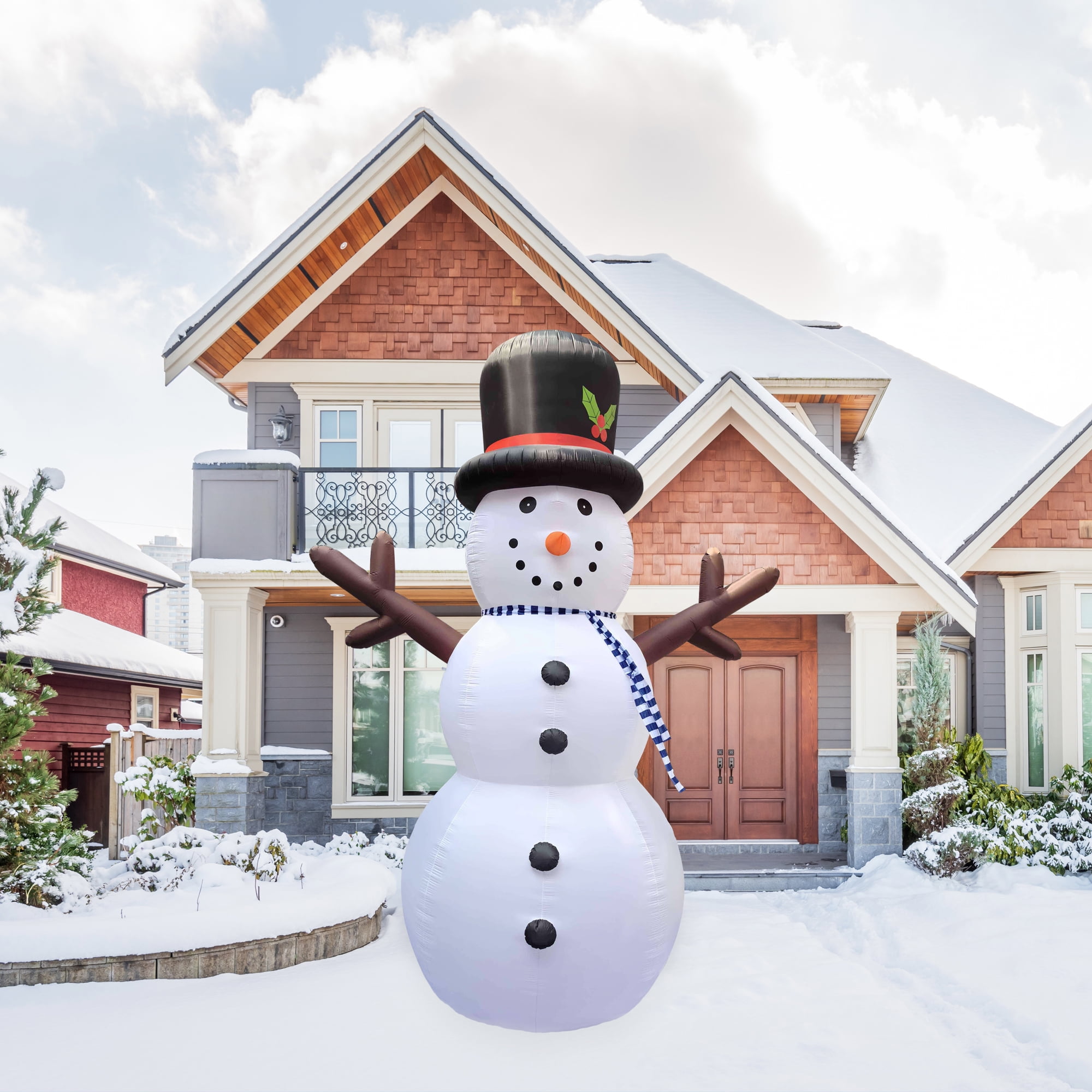 20 Feet Snowman