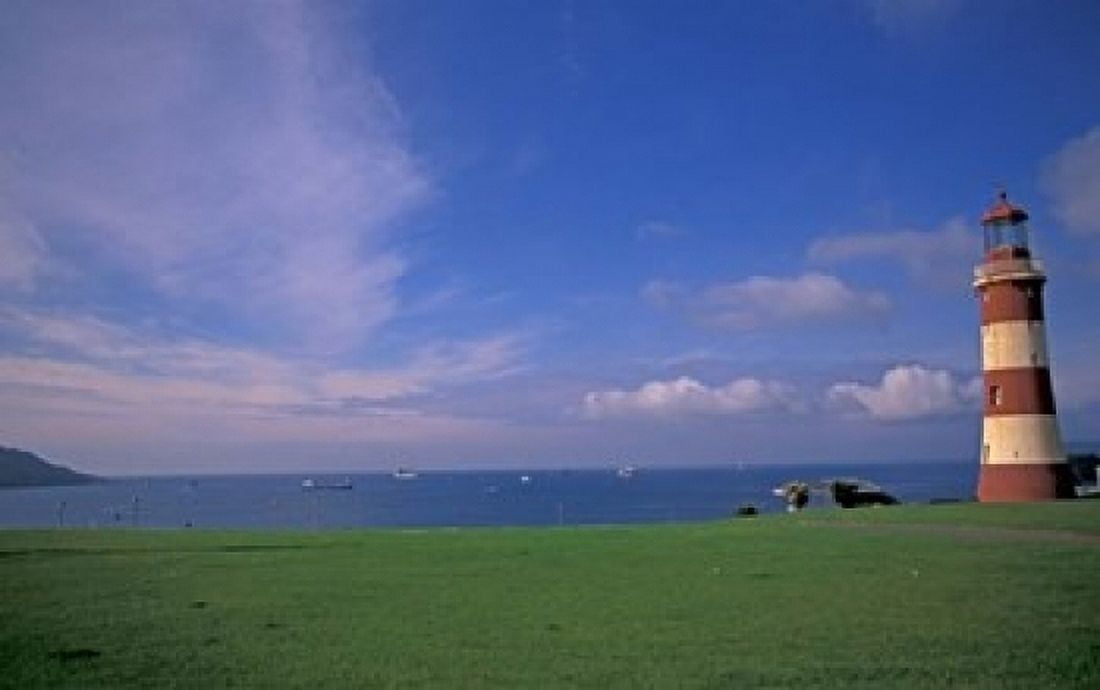 Lighthouse of Plymouth Hoe Plymouth England Canvas Art - Nik Wheeler DanitaDelimont (24 x 15)